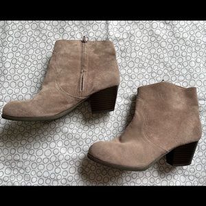 Lucky Brand Suede Booties Taupe - Size 9